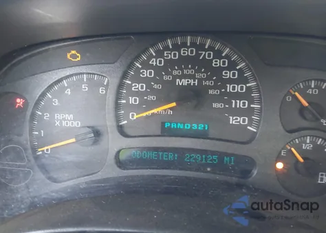 2003 Chevrolet Silverado 1500 Ls из США, поврежденный, VIN 1GCEC14VX3Z150819